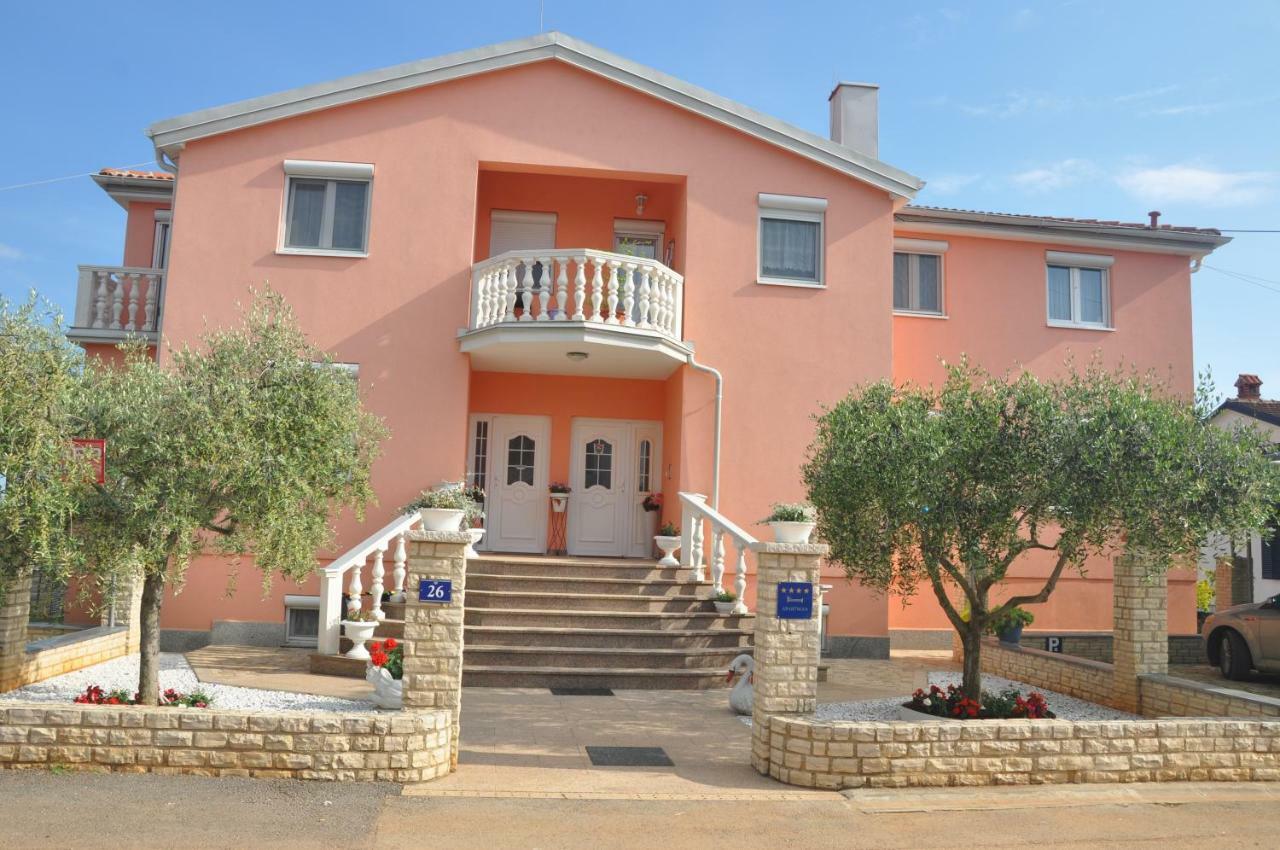 Apartments Rosa Umag Luaran gambar