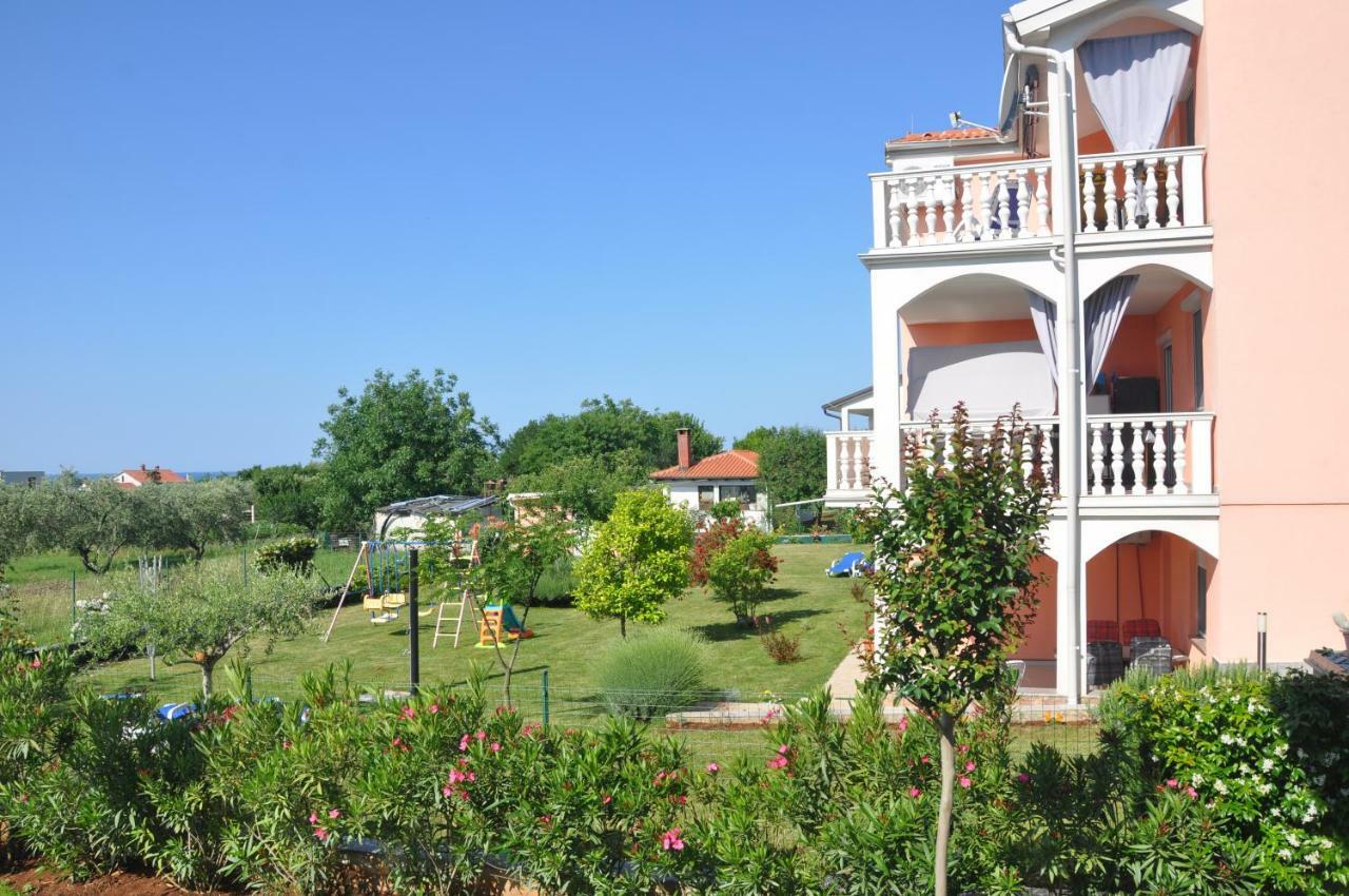 Apartments Rosa Umag Luaran gambar